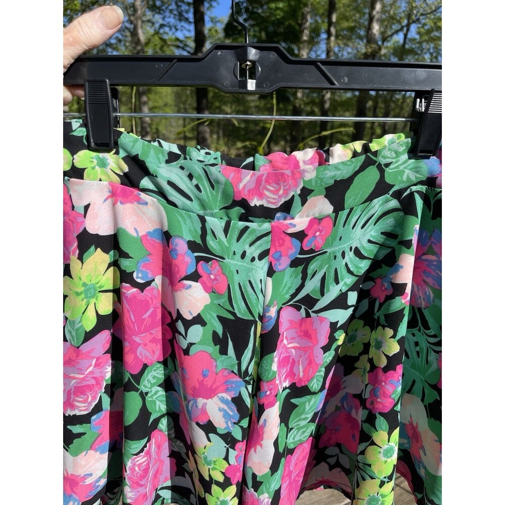 Show Me Your Mumu Tropical Carlos Swing Shorts Pull on Flowy Floral Lady Medium